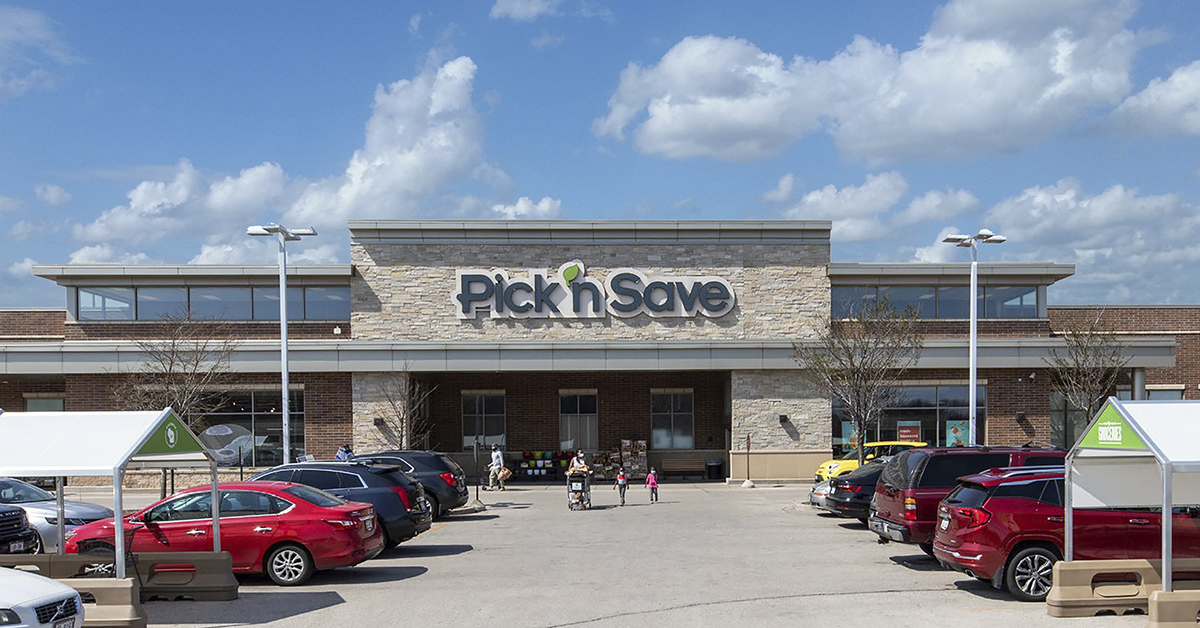 ExchangeRight Acquires a Multi-Tenant Retail Center Near Milwaukee for $19.30 Million
